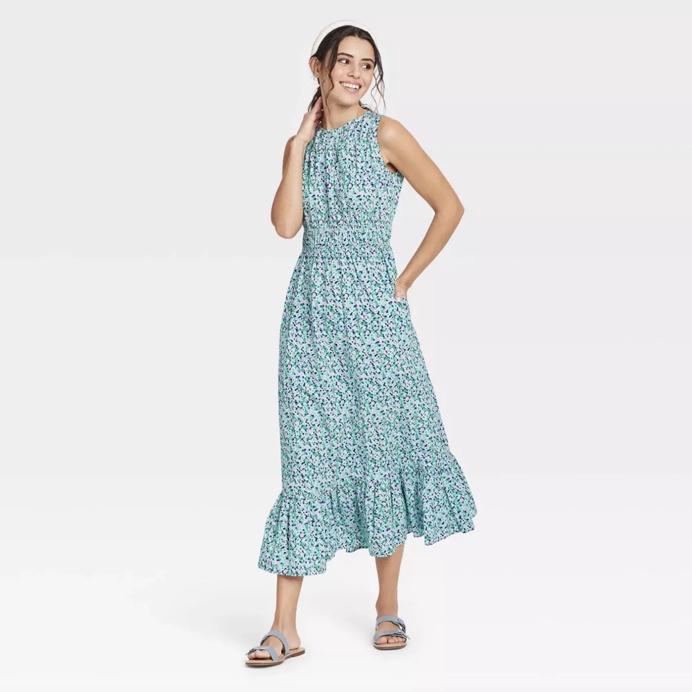 A New day sleeveless smocked dress floral print